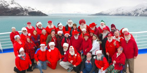 Santa auf Kreuzfahrt: Einblick in das geheime Training der Weihnachtsmänner auf hoher See