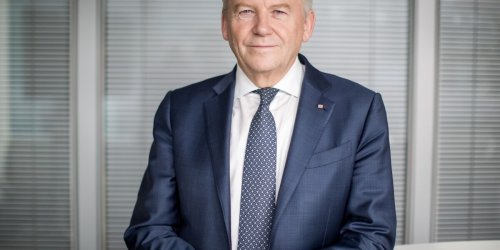 Personalien: Früherer Bahn-Chef wird neuer Chef-Aufseher bei Vodafone