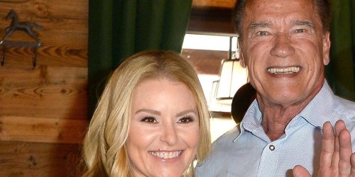 Mit seiner Partnerin: Arnold Schwarzenegger auf dem Münchner Oktoberfest
