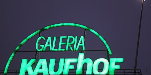 Warenhauskonzern: Galeria Karstadt Kaufhof kündigt Sanierungstarifvertrag