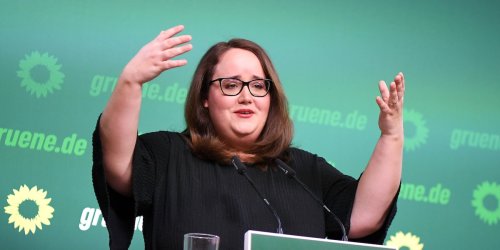 Beschlusspapier: Weitreichende Forderungen: Das wollen die Grünen bei Mindestlohn und Klimageld