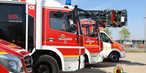 Feuerwehr Mönchengladbach: FW-MG: Brand einer LKW-Zugmaschine