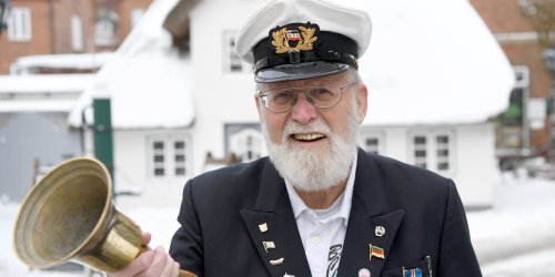 Auf Nordseeinsel tot aufgefunden: Föhr trauert um seinen „Klingelmann“ Knudt Kloborg