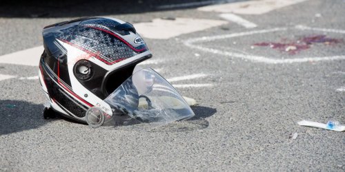 Motorradfahrer (34) gerät in Gegenverkehr – tot