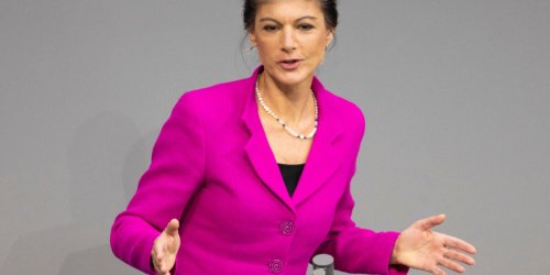 Umstrittene Persönlichkeit im Deutschen Bundestag: Sahra Wagenknecht: Partner, Porsche, Partei