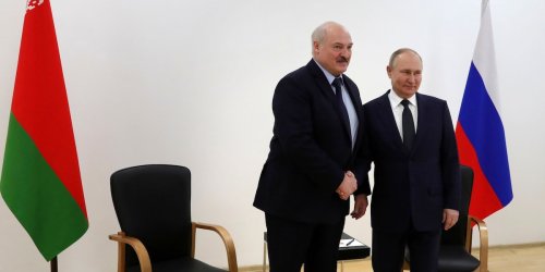 Politische Entwicklungen und Stimmen zum Krieg: Putin: Russland liefert „in kommenden Monaten“ atomwaffenfähige Raketen an Belarus
