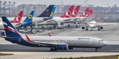 Anzahl der Flüge verdreifacht: USA drängen Türkei zu Verbot von Flügen aus Russland