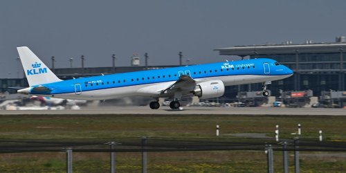 Kurz vor Landung in Amsterdam: Schreck-Moment in Boeing: Flugzeug geht plötzlich der Sprit aus