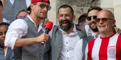 Bosnier wurde entlassen: Nach Salihamidzics letzten Worten zeigten Bayern-Stars besondere Reaktion