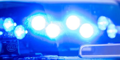 Landsberg am Lech: Mann schlägt mit Staubsaugerrohr auf 32-Jährigen ein: U-Haft