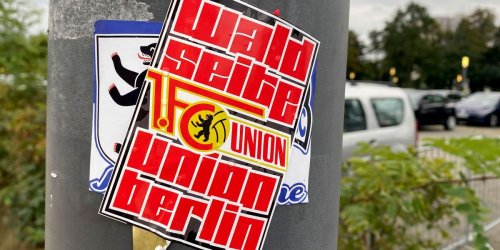 Fußball: Champions League: Aktivisten verzögern Anreise für Fans