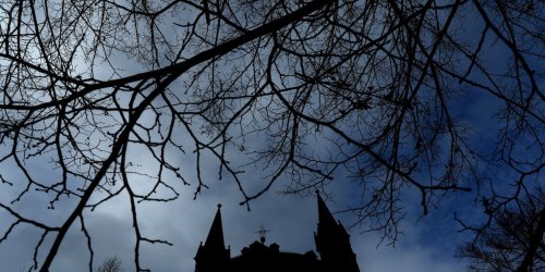 Missbrauch: Halbe Million Euro an Opfer im Bistum Würzburg gezahlt