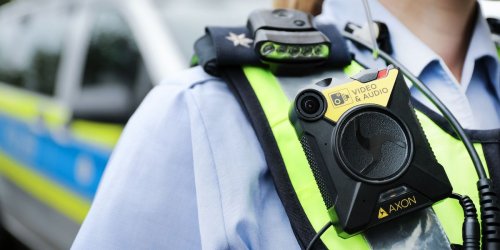 Gewerkschaft: GdP unterstützt Tragepflicht für Bodycams bei NRW-Polizei