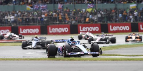 Pressestimmen zur Formel 1: „Hamilton ein Löwe, Nervenkitzel bei Schumi und ein Wunder nach Horror-Crash“