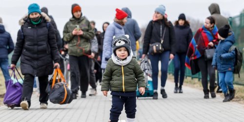 Flüchtlingsrat kritisiert „Regelunsglücke“: Bei Kriegsbeginn im Urlaub: Ukraine-Familie bekommt keine Hilfe in Deutschland