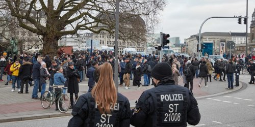 Eilantrag gegen Demo-Verbot in Hamburg: So hat das Gericht entschieden