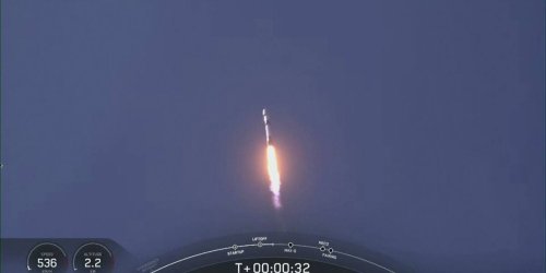 Falcon 9 startet erneut: Starlink Ausbau: SpaceX schickt weitere Satelliten ins All