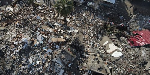 Erdbeben in Syrien und Türkei im Newsticker: Bundeswehr hilft im Erdbeben-Gebiet – Niedersachsen schickt Hilfsgüter