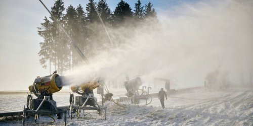 Wintersport: Frühe Skisaison im Sauerland: Erste Lifte laufen ab Freitag
