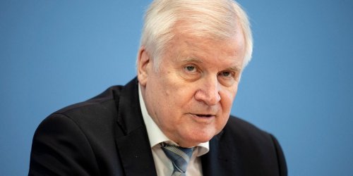 Minister noch ohne Symptome: Horst Seehofer positiv auf Corona getestet