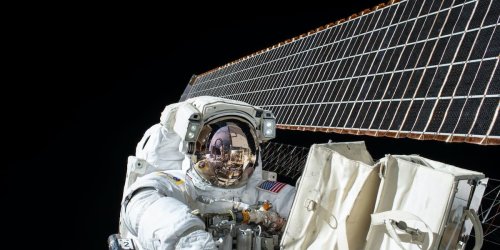 Astronauten montieren Solar an die ISS: Was bringt das an Energieeinsparung?