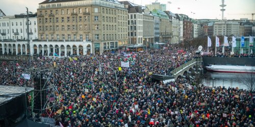 Kundgebungen: Zehntausende bei Demo gegen rechts in Hamburg erwartet