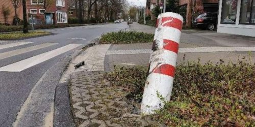 Polizeiinspektion Emsland/Grafschaft Bentheim: POL-EL: Nordhorn - Zeugen nach Unfallflucht gesucht