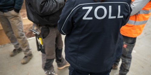 Dresden: Zollfahndungsamt zieht 2022 weniger Drogen aus dem Verkehr