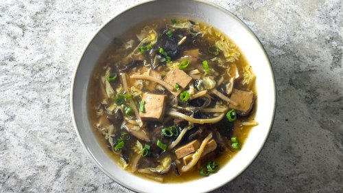Low FODMAP Vegetarian Hot and Sour Soup