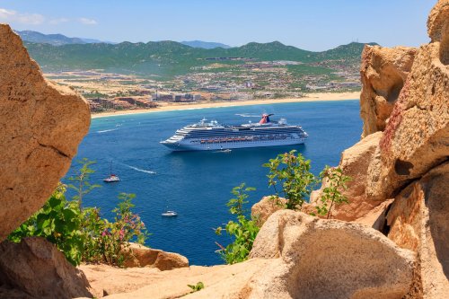 12 Things That Will Make You the Most Hated Passenger on a Cruise Ship