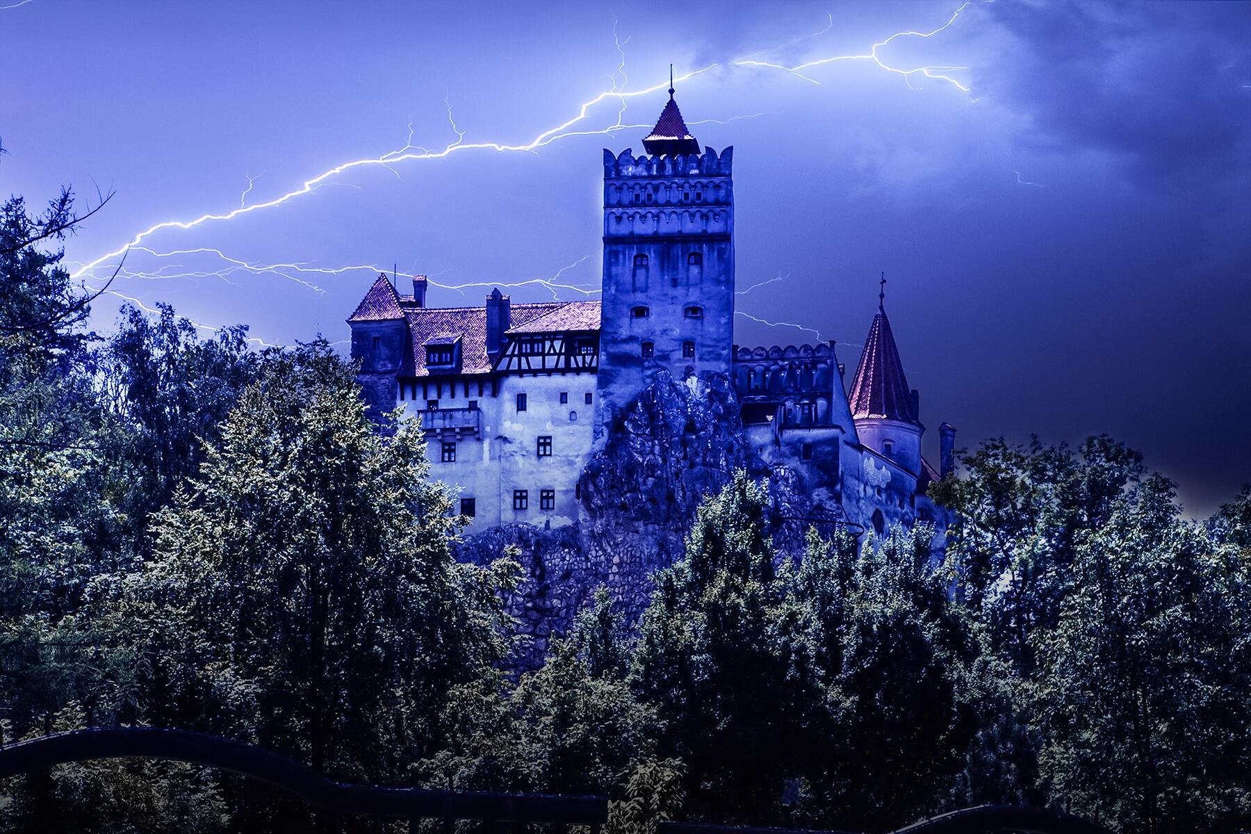10 Family Trips Where Kids Can Step Into Their Favorite Movies and Shows