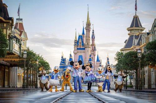 These 6 Hacks Will Give Your Kids the Disney Trip of Their Dreams