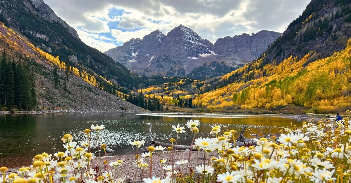 Backpacking Four Pass Loop Colorado in the Fall