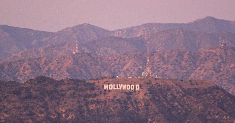 Hollywood Sign Hike: The Best & Shortest Trail to Get to the Top