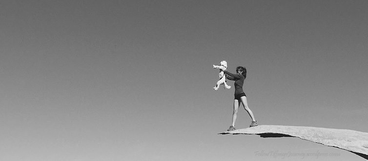 Hike to Potato Chip Rock from Mt. Woodson Trail at Lake Poway