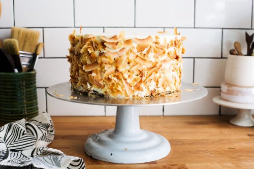 A Classic Cake with Coconut in All the Right Places