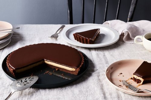 This Tart is Basically a Giant Peanut Butter Cup