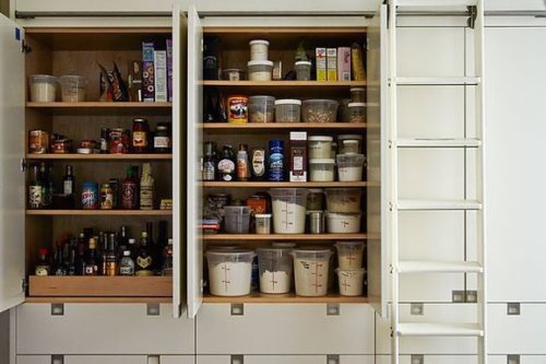 5 Links to Read Before Organizing Your Kitchen