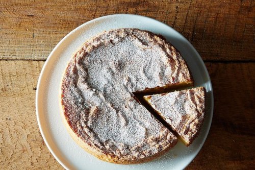 The Pear and Almond Cake I'd Rather Be Eating