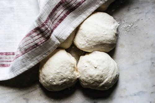10 Essential Tools for Making Sourdough Bread at Home