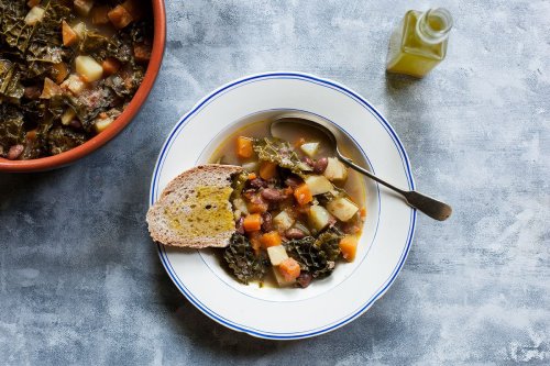 Cozy Up the Tuscan Way—With Hearty, Kale-Filled Bean Soup