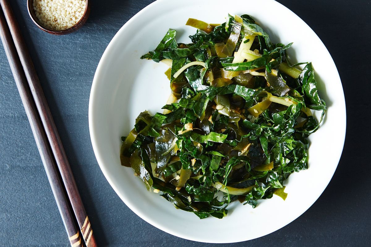 Seaweed Salad with Kale and Cucumber. 