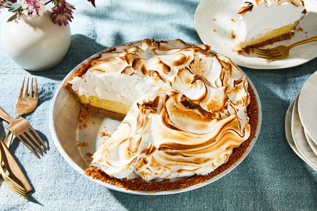 A Completely Delicious Guide to Popular Types of Pie