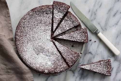 Torta Caprese (Chocolate and Almond Flourless Cake)