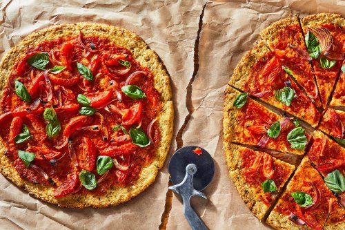 A Cauliflower Pizza So Delicious, You Won’t Miss the Dough