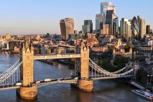 Eat Like a Local in London — a Guide to the Best Restaurants, Markets, and More