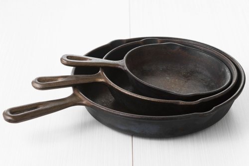 Every Expert We Spoke to Said Storing Your Cast Iron Cookware This Way Is Ruining It