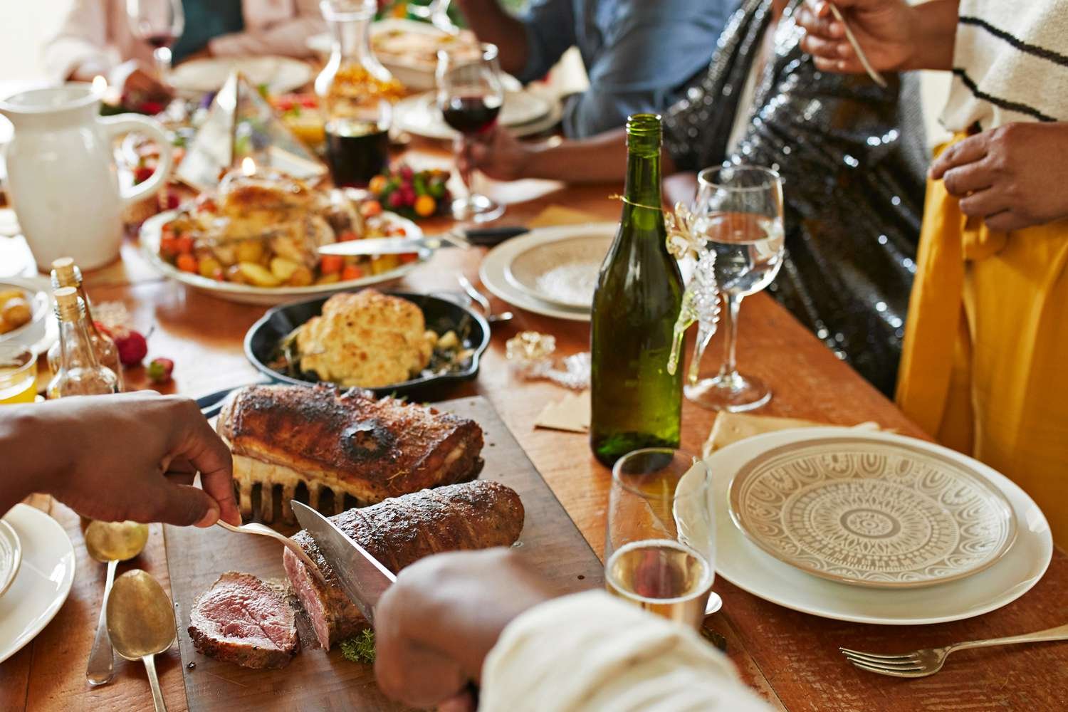 12 Tips for Hosting Holiday Guests Like a Pro