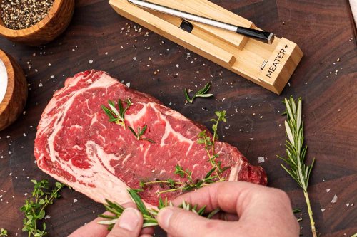 This Smart Meat Thermometer Is a Fail-Proof Father's Day Gift, and It's on Rare Sale