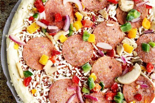 As Budgets Tighten, Frozen Pizza Becomes a Telltale Sign of Economic Strain